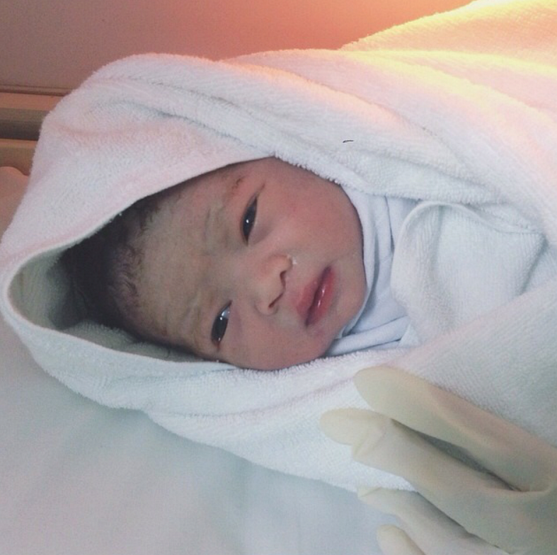 Lucunya Megumi Arrawda Sachi, putri Desta-Natasha Rizki