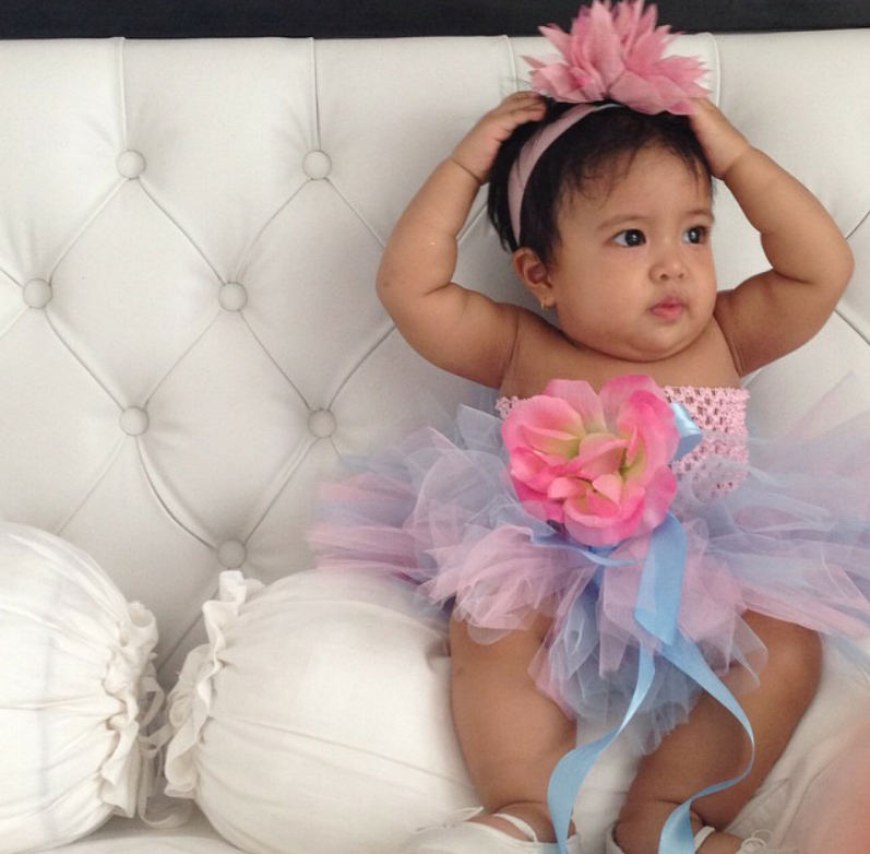 Lucunya Megumi Arrawda Sachi, putri Desta-Natasha Rizki