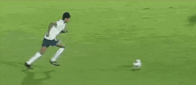 18 Aksi selebrasi dini ini berujung tragis, duh kasihan ya! 18 Aksi selebrasi dini ini berujung tragis, duh kasihan ya!