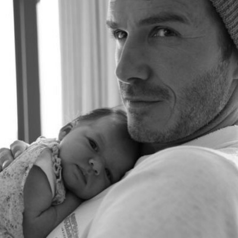 16 Foto ini bukti Beckham sosok ayah yang hangat, bikin haru! 16 Foto ini bukti Beckham sosok ayah yang hangat, bikin haru!