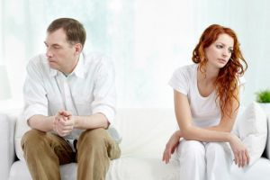 Ingin rujuk dengan mantan suami, Yuli bingung sudah dihamili pria lain