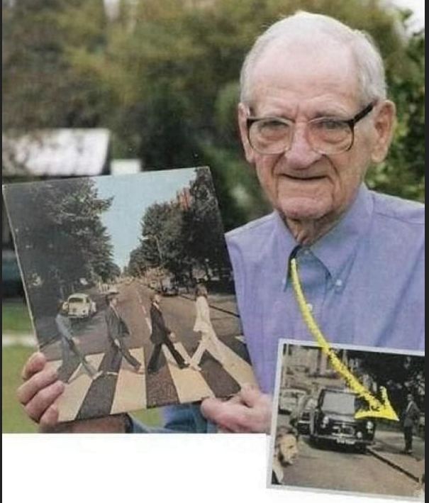 17 Pose photobomb ini bikin kesal tapi juga ngakak