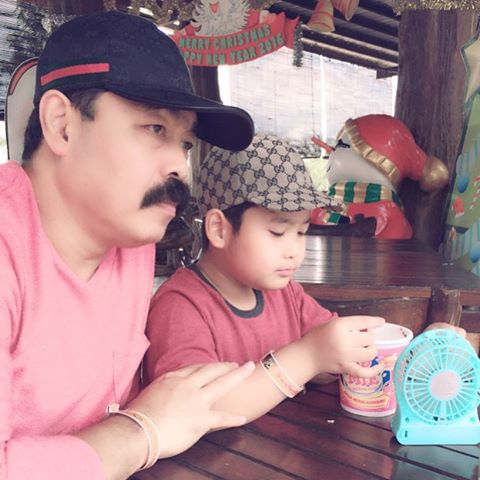 Kenalan yuk dengan Ivan, Anak Inul Daratista yang chubby menggemaskan Kenalan yuk dengan Ivan, Anak Inul Daratista yang chubby menggemaskan