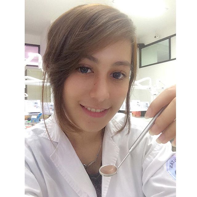 Bukan gigi, tapi hati yang cenat cenut kalau ketemu 10 dokter gigi ini