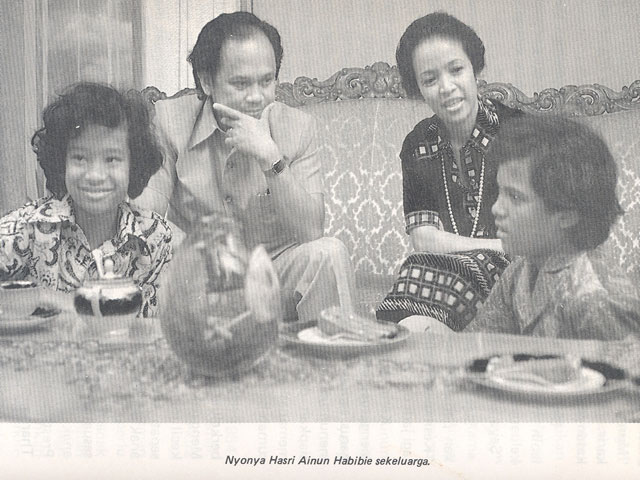 Kehangatan para presiden Indonesia dalam bingkai foto keluarga