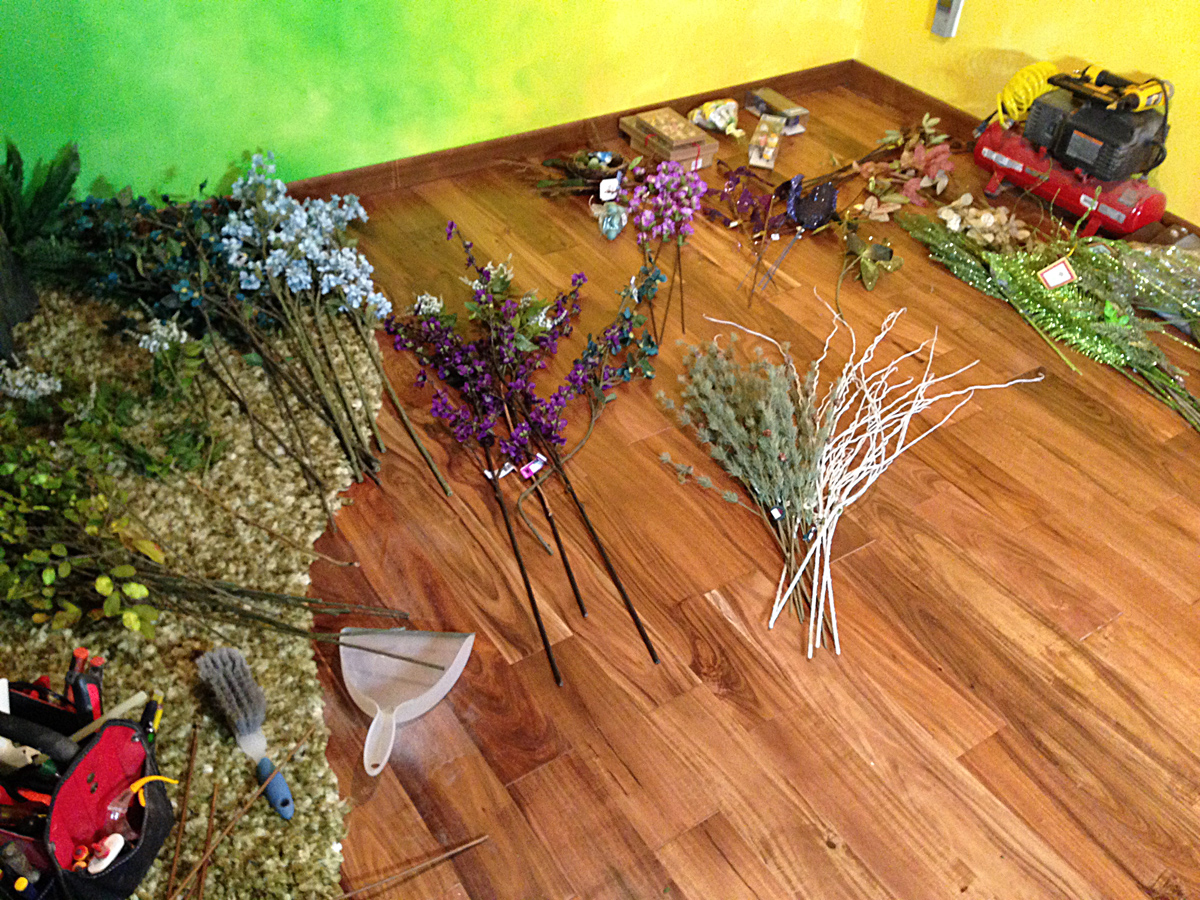 Ayah ini dekorasi kamar putrinya bak negeri dongeng, dan hasilnya... Ayah ini dekorasi kamar putrinya bak negeri dongeng, dan hasilnya...