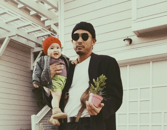 Penampilan imut bayi dengan kostum tokoh film, makin menggemaskan deh! Penampilan imut bayi dengan kostum tokoh film, makin menggemaskan deh!