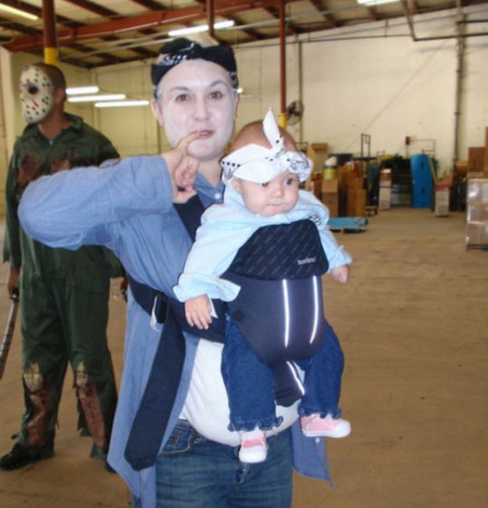 Penampilan imut bayi dengan kostum tokoh film, makin menggemaskan deh! Penampilan imut bayi dengan kostum tokoh film, makin menggemaskan deh!