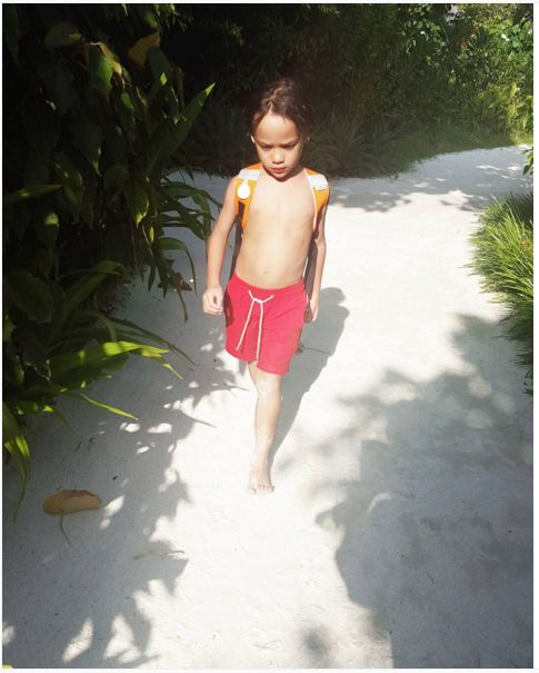 15 Foto Noah Sinclair, putra imut Bunga Citra Lestari yang ngegemesin 15 Foto Noah Sinclair, putra imut Bunga Citra Lestari yang ngegemesin