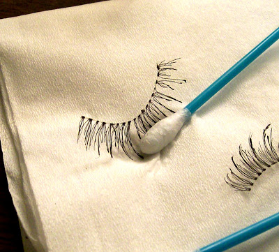 Ladies, 17 trik simpel ini ampuh untuk menghemat pemakaian makeup lho