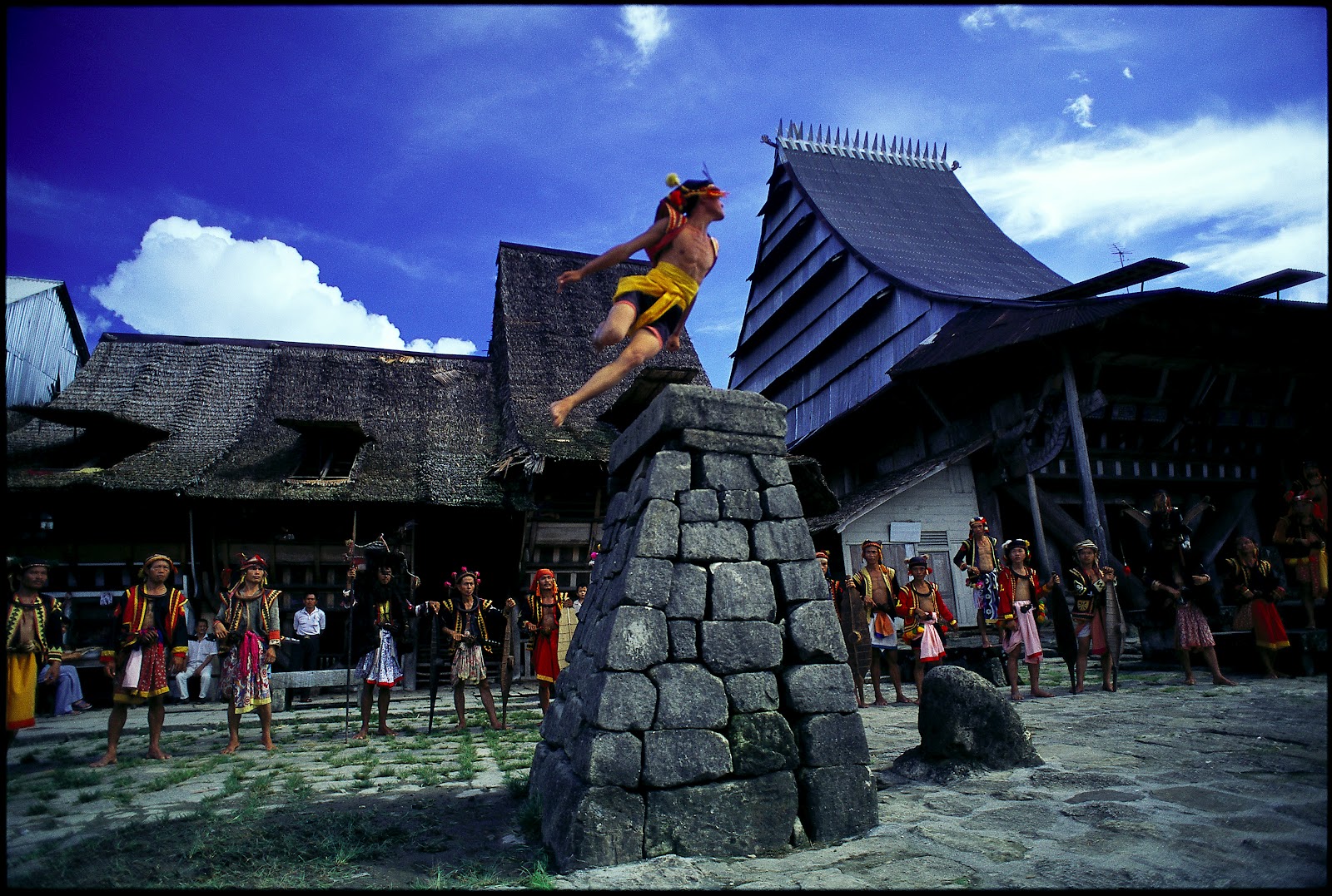 15 Objek wisata di kepulauan Sumatera yang bikin kecanduan melancong