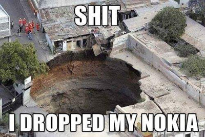 20 Meme lucu ponsel legendaris Nokia 3310, serbaguna & tahan banting!