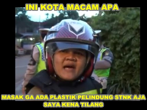 15 Meme emak dan nona vs polisi, awas senyum-senyum sendiri