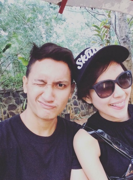 Foto-foto kemesraan Syahnaz Sadiqah dan Juan Christian ini bikin iri! Foto-foto kemesraan Syahnaz Sadiqah dan Juan Christian ini bikin iri!