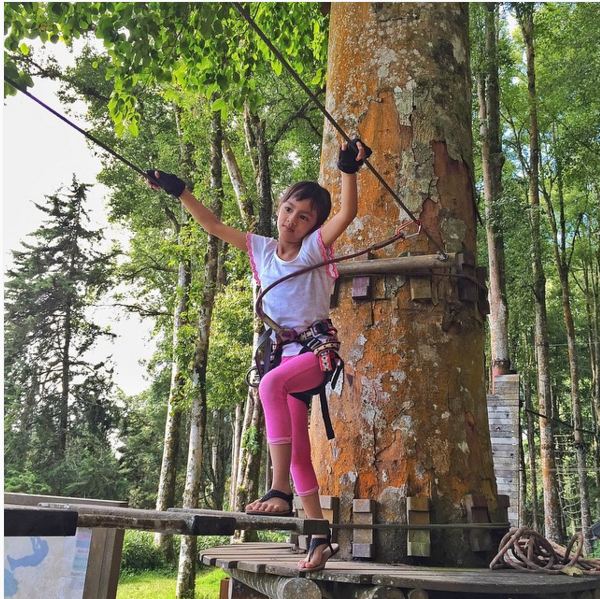 Perkenalkan Atisha Prajna Tiara, putri imut Dewi Lestari Perkenalkan Atisha Prajna Tiara, putri imut Dewi Lestari