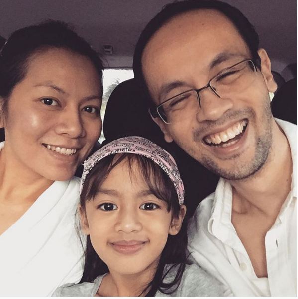 Perkenalkan Atisha Prajna Tiara, putri imut Dewi Lestari Perkenalkan Atisha Prajna Tiara, putri imut Dewi Lestari