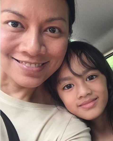 Perkenalkan Atisha Prajna Tiara, putri imut Dewi Lestari Perkenalkan Atisha Prajna Tiara, putri imut Dewi Lestari