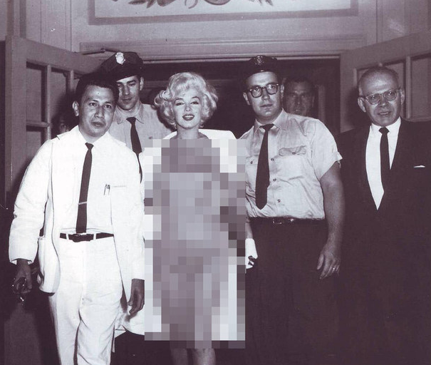 20 Foto sensor konyol yang malah bikin salah paham, harus gimana coba? 20 Foto sensor konyol yang malah bikin salah paham, harus gimana coba?