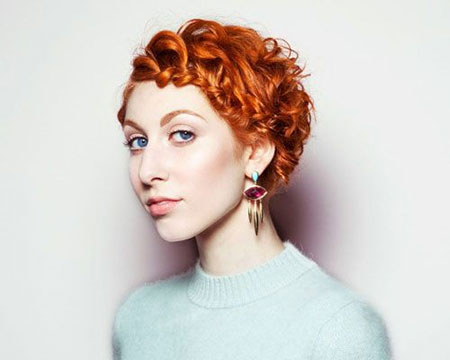 Rambut pendek juga cantik lho dikepang, 25 gaya ini bisa kamu coba! Rambut pendek juga cantik lho dikepang, 25 gaya ini bisa kamu coba!