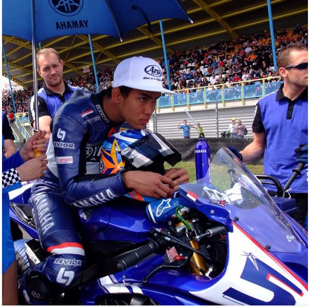 Ini kabar Doni Tata, pembalap ganteng yang bakal bikin hatimu berdesir Ini kabar Doni Tata, pembalap ganteng yang bakal bikin hatimu berdesir