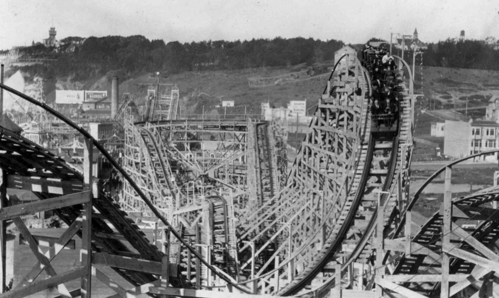 10 Kematian tragis yang terjadi di wahana hiburan, duh! 10 Kematian tragis yang terjadi di wahana hiburan, duh!