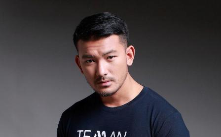 Aktor Indonesia yang pernah berperan sebagai gay, aktingnya ehm!