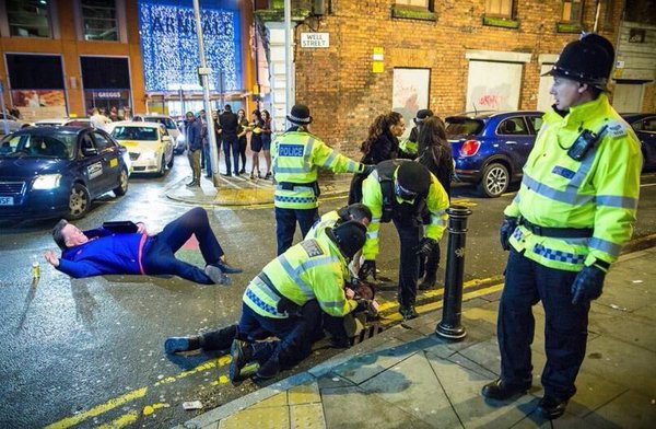 Aksi protes Van Gaal soal pemain Arsenal dijadikan meme, kocak!