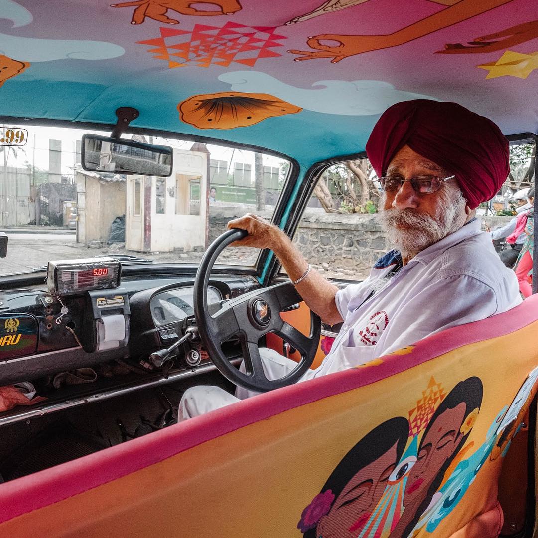 Desain unik interior taksi ini bukan kerjaan iseng loh Desain unik interior taksi ini bukan kerjaan iseng loh