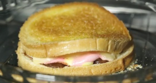 Tips simpel bikin roti sandwich ala resto, cobain ya!
