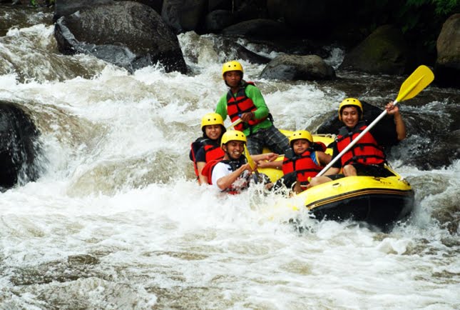 15 Tempat wisata memesona hanya ada di Bengkulu, bikin pengen piknik! 15 Tempat wisata memesona hanya ada di Bengkulu, bikin pengen piknik!