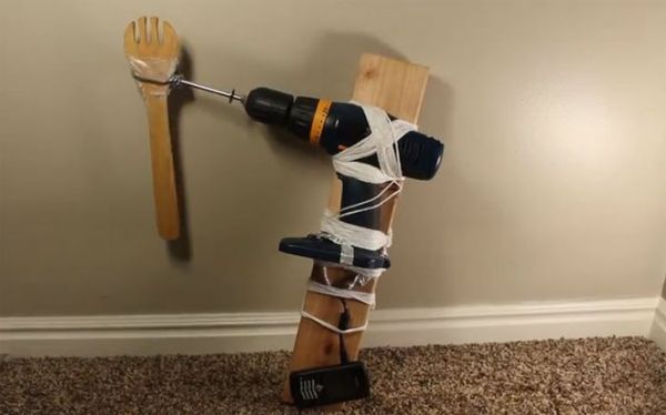 Ngejomblo sih tahan, tapi kalau tanpa HP? Nggak sanggup, ini buktinya! Ngejomblo sih tahan, tapi kalau tanpa HP? Nggak sanggup, ini buktinya!