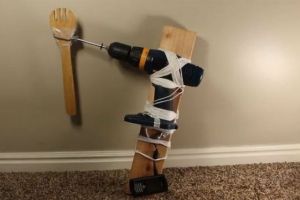 Ngejomblo sih tahan, tapi kalau tanpa HP? Nggak sanggup, ini buktinya!