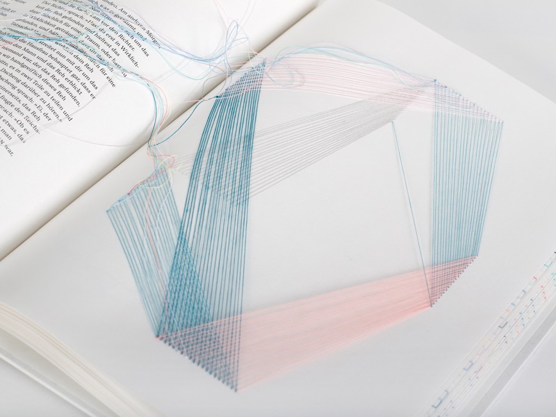 Buku catatan unik ini memiliki sambungan kata ala hyperlink, keren! Buku catatan unik ini memiliki sambungan kata ala hyperlink, keren!