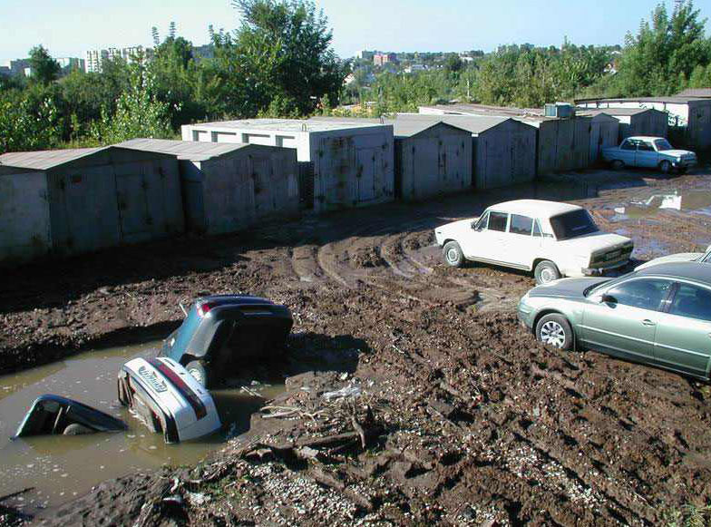 22 Momen kecelakaan yang nggak habis pikir, konyol tapi ngeri...