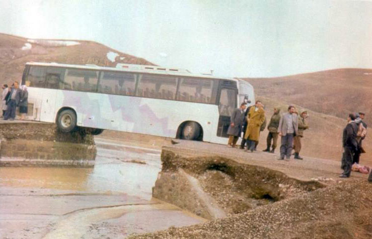 22 Momen kecelakaan yang nggak habis pikir, konyol tapi ngeri...