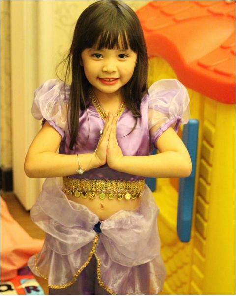 Cantiknya Kana Sybila, anak sulung Zaskya Mecca mirip princess Disney