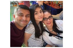 Sassi Asmara, putri Anjasmara yang cantik mewarisi wajah ibunya, aww! 