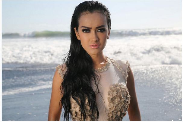 Penampilan terbaru Jupe makin glamor dengan rambut pendek