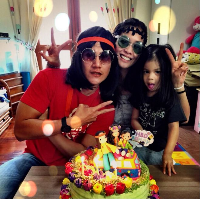 Jizzy Bastian, putri Vino Bastian yang imut, bikin pengen punya anak Jizzy Bastian, putri Vino Bastian yang imut, bikin pengen punya anak