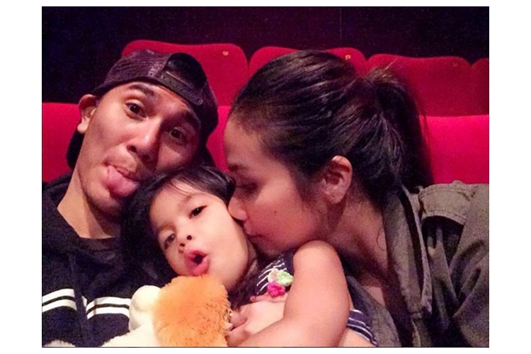 Jizzy Bastian, putri Vino Bastian yang imut, bikin pengen punya anak