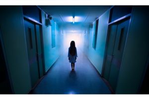 Misterius, tiap Jumat badan Maria bau busuk & bawa bunga ke sekolah