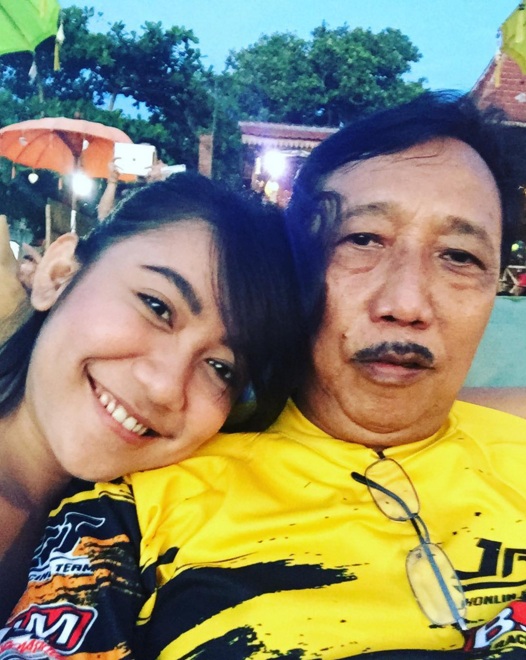 Retno Astriani, anak komedian Doyok, penampilannya bikin gagal fokus