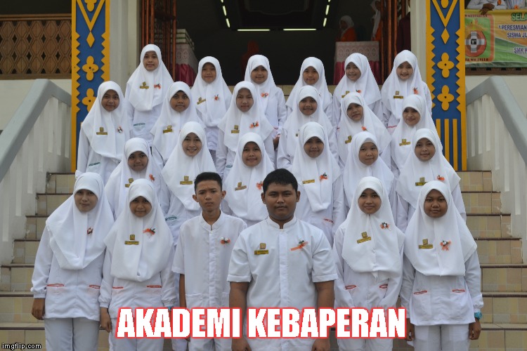 19 Meme 'baper' ini lucu banget, bikin yang sedih jadi ketawa ngakak!