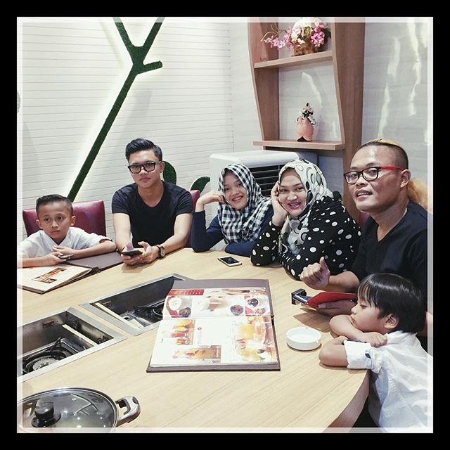 Putri Delina, anak cewek Sule yang manisnya minta ampun, gemes deh!