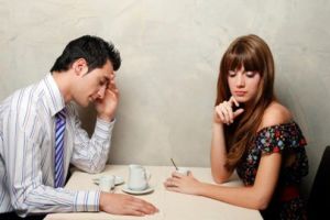 Gadis ini putuskan pacarnya akibat sering telepon nggak jelas, duh!