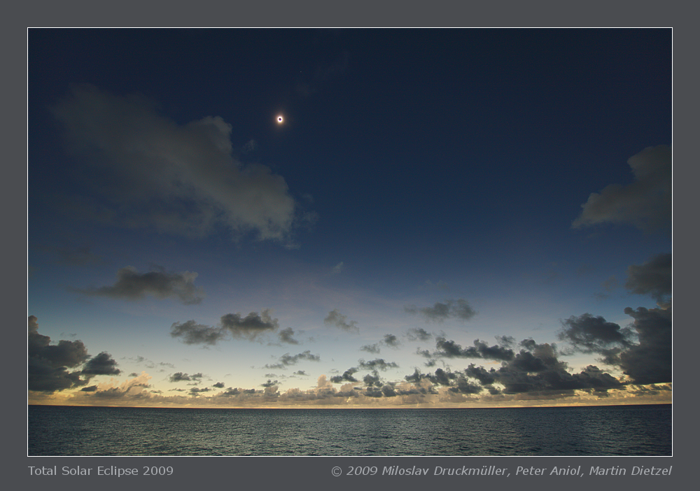 17 Foto keren gerhana matahari total dari tahun 90an sampai sekarang