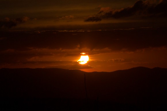 17 Foto keren gerhana matahari total dari tahun 90an sampai sekarang