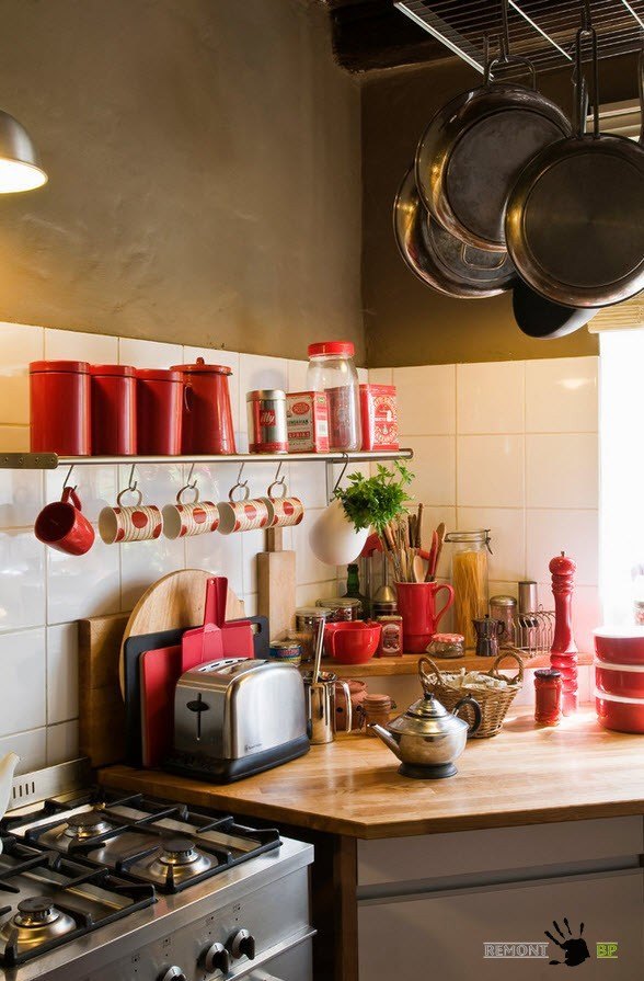 25 Ide dekorasi dengan furnitur warna-warni untuk rumah kecilmu 25 Ide dekorasi dengan furnitur warna-warni untuk rumah kecilmu