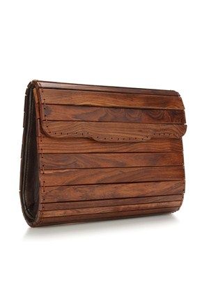 10 Inspirasi clutch ini bisa bikin gaya fashionmu makin chic! 10 Inspirasi clutch ini bisa bikin gaya fashionmu makin chic!