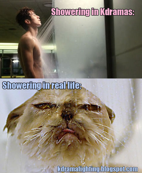 16 Foto lucu kehidupan drama korea vs kenyataan, ngakak! 